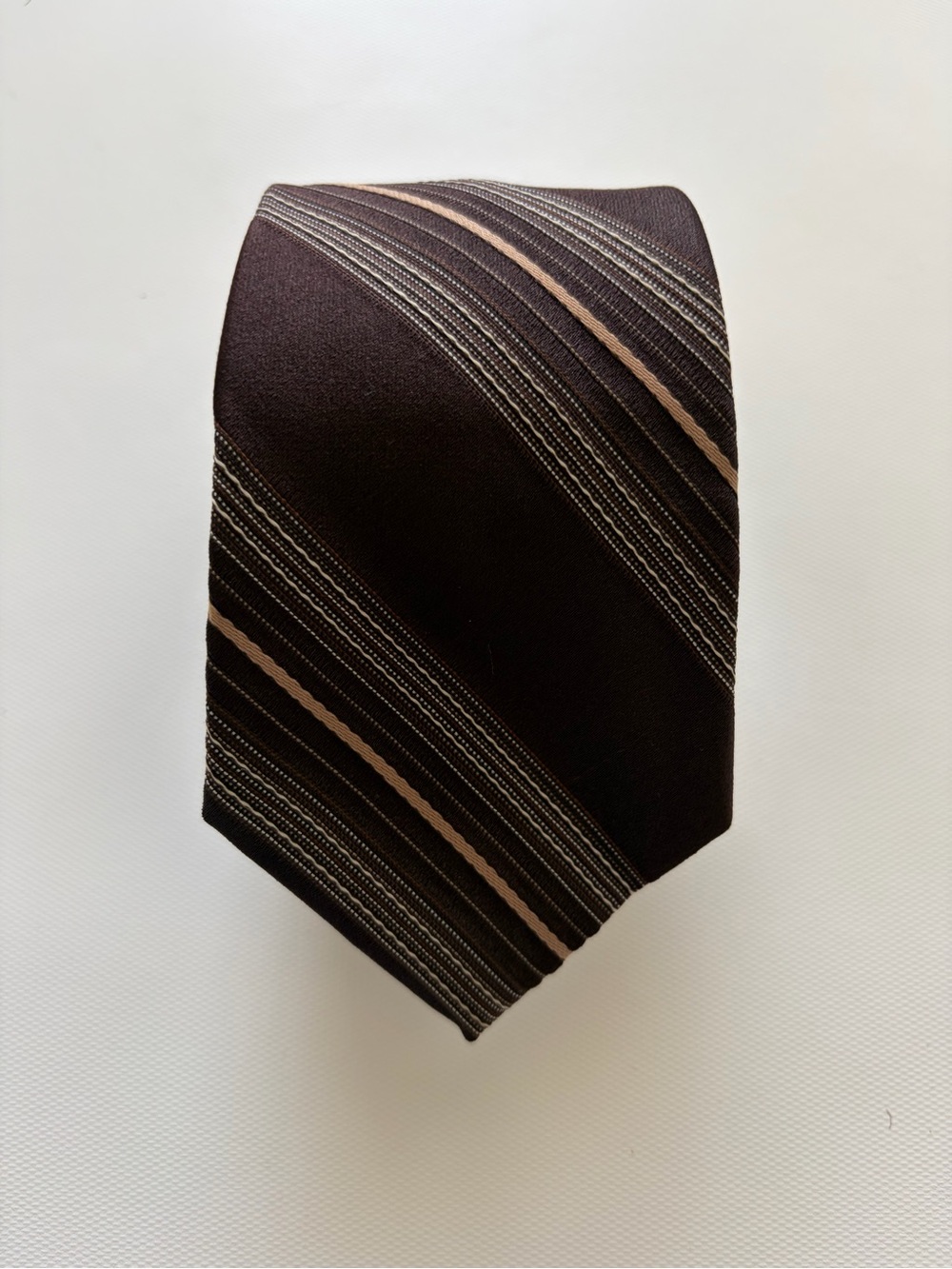 Johnny Carson Vintage Men’s Striped Tie in Dark Brown and Tan